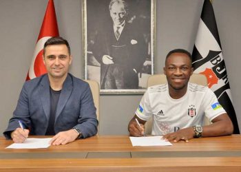 Beşiktaş'ın yeni transferi Muleka: Hayatımın en özel günlerinden birini yaşıyorum