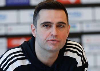 Beşiktaş'ta Ceyhun Kazancı'dan transfer açıklaması: İki oyuncuyla görüşmeler sürüyor