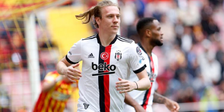 Beşiktaş'ta Serdar Saatçı'nın bileti kesildi