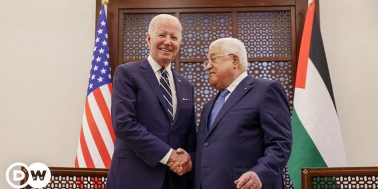 Biden: Filistinliler bağımsız bir devleti hak ediyor