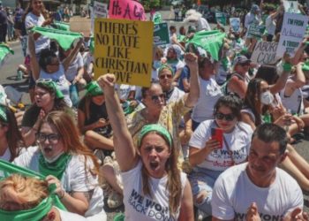 Biden: Kürtaj yaptırmak isteyen kadınlar korunacak