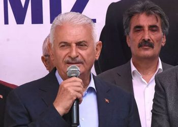 Binali Yıldırım'dan 'üçüncü bayram' mesajı: Cumhurbaşkanımızı rekor oyla tekrar başımıza getireceğiz