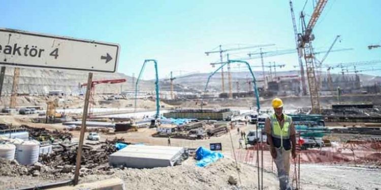Bloomberg'e konuşan kaynaklar: Rusya, Akkuyu Nükleer Santrali için Türkiye'deki alt kuruluşuna milyarlarca dolar gönderdi