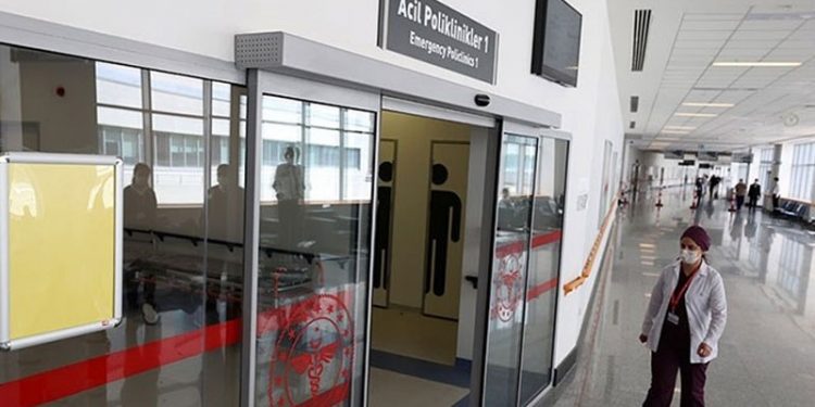 Bolu Valiliği'nden 'zehirlenme' açıklaması: 41 vatandaşımızın tedavisi devam etmekte