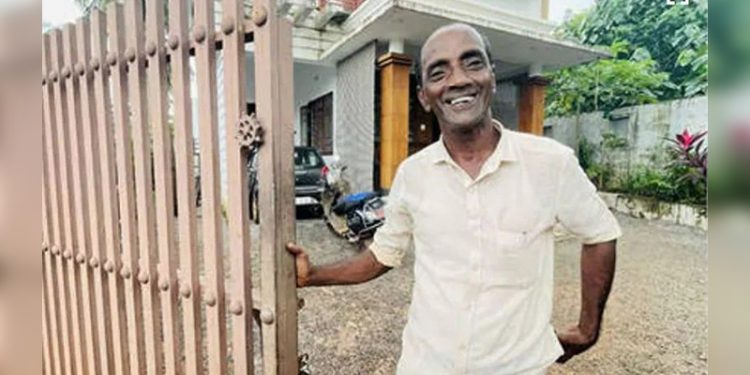 Borcunu ödemek için evini satarken piyangonun kendisine vurduğunu öğrendi