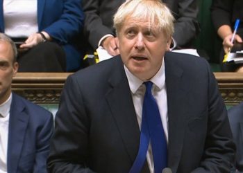 Boris Johnson parti liderliğinden istifa etti