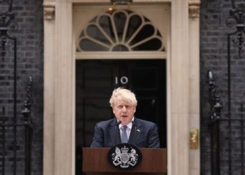 Boris Johnson'ın istifasını İngiliz basını nasıl gördü?