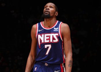 Brooklyn Nets'ten takasını isteyen Kevin Durant'in aklındaki iki takım