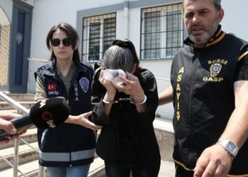 Bursa&rsquo;da yeğenini &ccedil;&ouml;p evde kilitli tutan kadın tutuklandı