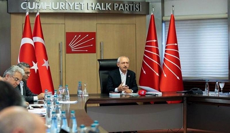 CHP'de her salı farklı ilde grup toplantısı yapma ve saha çalışmalarını arttırma kararı