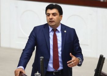CHP’li Emre: Darbe komisyonu dinlemesin diye ihbarcı binbaşıyı MİT personeli yaptılar