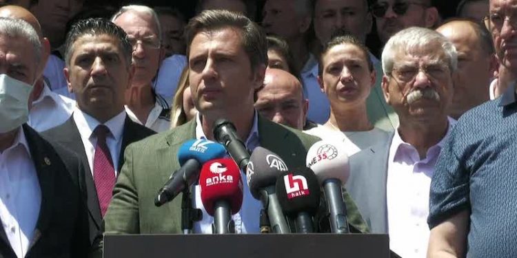 CHP'li Yücel: Mustafa Kayalar'ı ve Menderes'i kimseye yedirmeyeceğiz