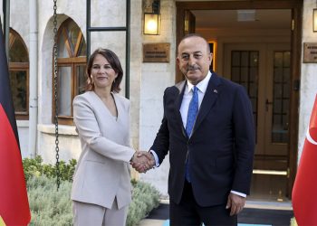 Çavuşoğlu, Alman mevkidaşına sert çıktı: Gezi olaylarında Kavala’yı ne kadar fonladığınızı biliyoruz