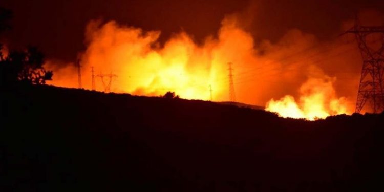 Çeşme Belediye Başkanı Oran: 'Tankerleriniz dolu olarak Ildır’a yardıma gelin. Ildır merkez yanıyor!'