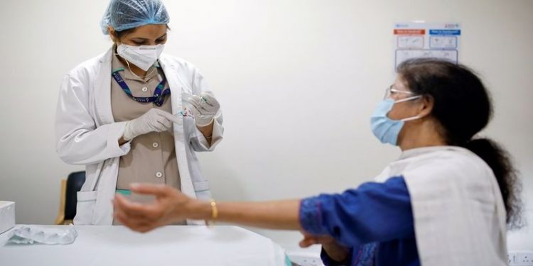 Covid'in yeni alt varyantı 'Sentor', öngörülenden hızlı yayılıyor