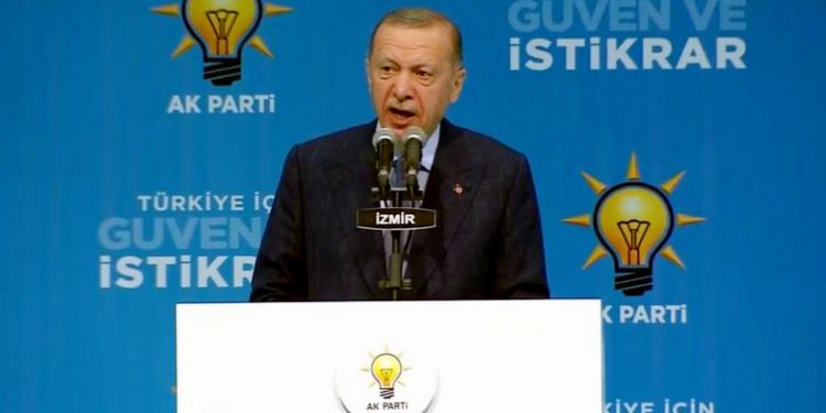 Cumhur İttifakı seçmeni de Erdoğan’ın ‘sürtük’ hakaretini doğru bulmadı