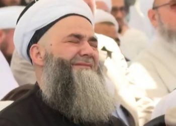 'Cübbeli' Ahmet'ten, Mahmut Ustaosmanoğlu cenazesi açıklaması: 'Su bile döktürmediler'