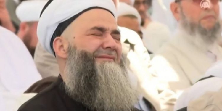 'Cübbeli' Ahmet'ten, Mahmut Ustaosmanoğlu cenazesi açıklaması: 'Su bile döktürmediler'