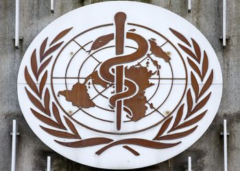 DSÖ: Covid-19 küresel bir acil sağlık durumu olmaya devam ediyor