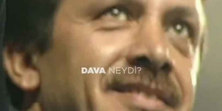 Davutoğlu'ndan Erdoğan'a videolu yanıt: Liyakat nerede, ihanet kimde?