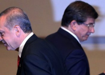 Davutoğlu&rsquo;ndan Erdoğan&rsquo;a yanıt: Biz olmasak bir hi&ccedil;tin