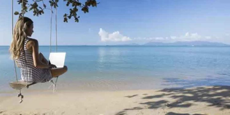 Dijital göçebeler: Çok sayıda ülke uzaktan çalışanları özel vizelerle kendilerine çekmeye çalışıyor