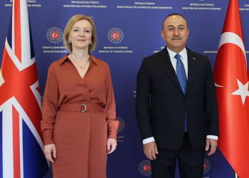 Dışişleri’nden İngiltere’ye ‘göçmen’ cevabı: Türkiye sığınmacı kampı olmayacak