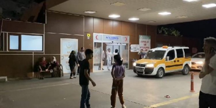 Diyarbakır'da korkunç olay: Eski eşini önce bıçakladı sonra tabancayla vurdu!