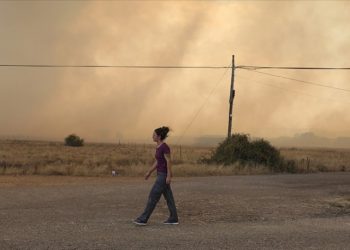 Doğal afetler 30 yıl içinde 143 milyon insanı yerinden edecek