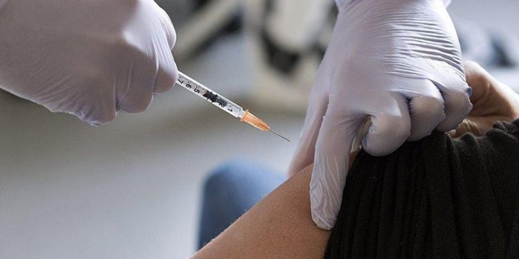 Dünyanın yüzde 66,8'i aşılandı: WHO'nun hedefi tutmadı
