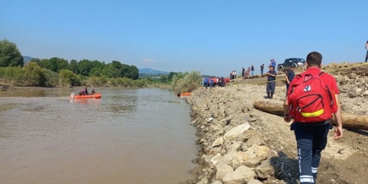 Düzce'de sele kapılan kepçe operatörünün cesedi bulundu