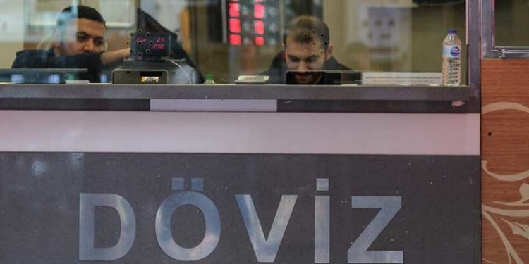 Ege Cansen’den korkutan uyarı: Dolar sabitlenmeden enflasyon düşmez