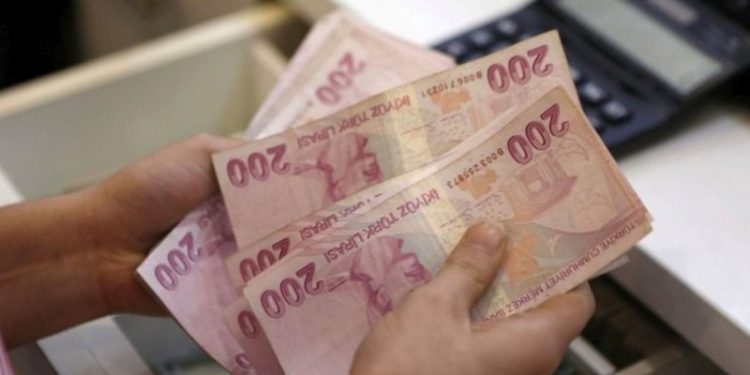 Emeklilere ödenecek zam farkı 28 Temmuz'da hesaplara yatacak