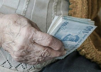 Emeklilere zam farkı 28 Temmuz’da ödenecek