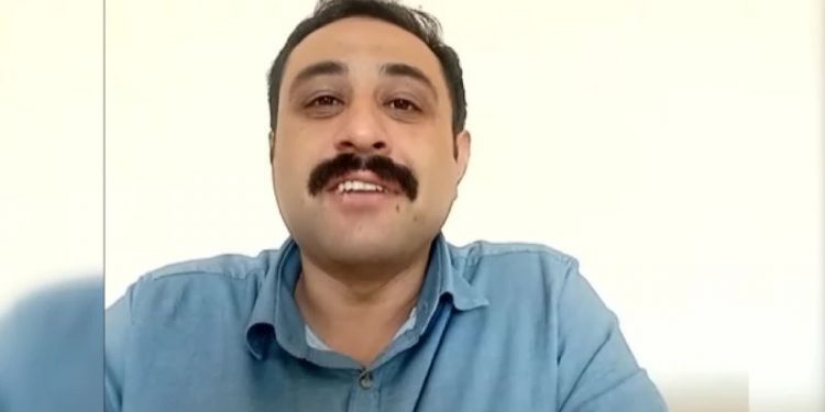 Emniyet'te 'saç-bıyık' eylemi: Darbeci Kenan Evren'in yönetmeliğini tanımıyoruz