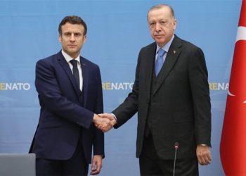 Erdoğan, Macron ile görüştü