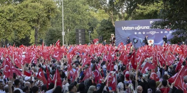 'Erdoğan ve Bahçeli'nin katıldığı 15 Temmuz anmasında 5 bin kişi vardı'