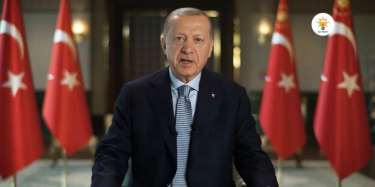Erdoğan ‘sabır’ istedi: 4 yıl önce ekonomide verdiğimiz kararın doğruluğunu görüyoruz