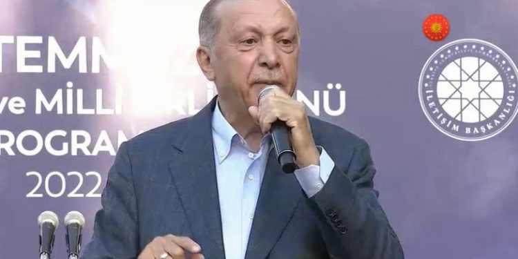 Erdoğan’dan ‘KYK borcu’ açıklaması: Öğrencilerimizi faize ezdirmeyeceğiz