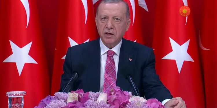 Erdoğan açıkladı; asgari ücret, yüzde 30 artışla net 5 bin 500 TL oldu