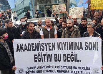 Eşit ücret istedikleri için işten çıkarılan vakıf üniversitesi akademisyenleri hakkında işe iade kararı