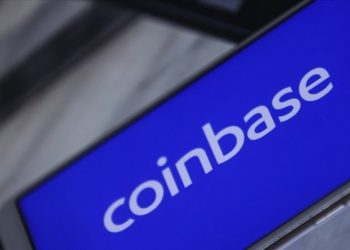 Eski Coinbase yöneticisi bilgi suistimali suçlamasıyla tutuklandı