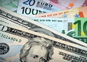 Euro/Dolar paritesi 20 yıl sonra yeniden eşitlendi
