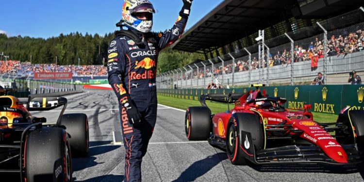 F1 Avusturya Grand Prix'sinde sprint yarışının galibi Verstappen oldu