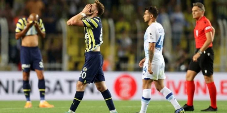 Fenerbahçe'den "Vladimir Putin" tezahüratıyla ilgili yeni açıklama