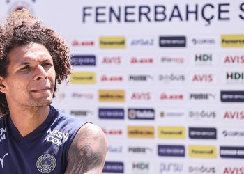 Fenerbahçe'nin yeni transferi Willian Arao: Şampiyon olarak kulüp tarihine geçmek istiyorum