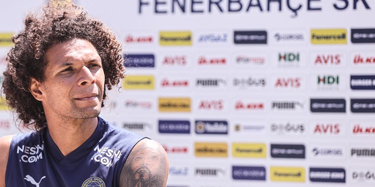 Fenerbahçe'nin yeni transferi Willian Arao: Şampiyon olarak kulüp tarihine geçmek istiyorum