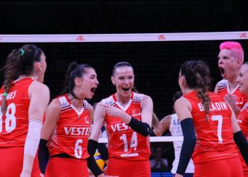 Filenin Sultanları yarı finalde!