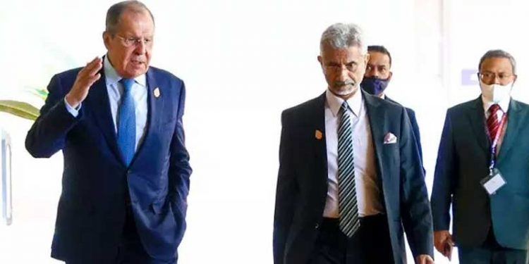 G20 toplantısına Ukrayna'nın işgali damga vurdu: Lavrov salonu terk etti