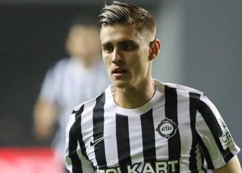 Galatasaray, Altay'dan genç futbolcu Kazımcan Karataş'ı renklerine bağladı